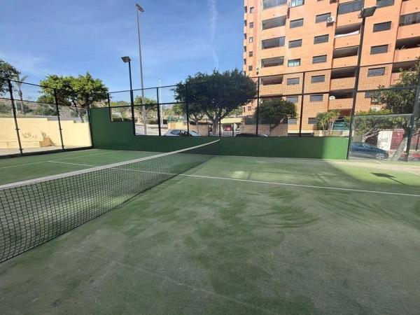 Piso en avenida Mestral