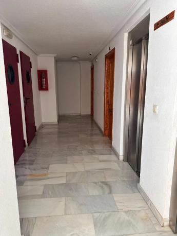 Piso en avenida Tellerola