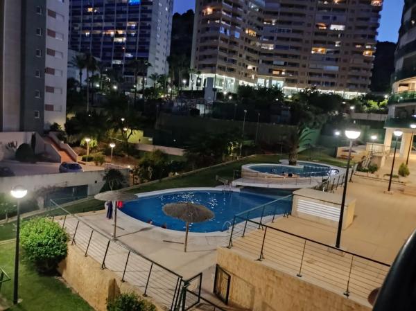 Piso en avenida Mestral, 5