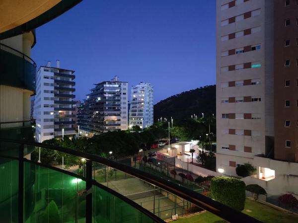 Piso en avenida Mestral, 5