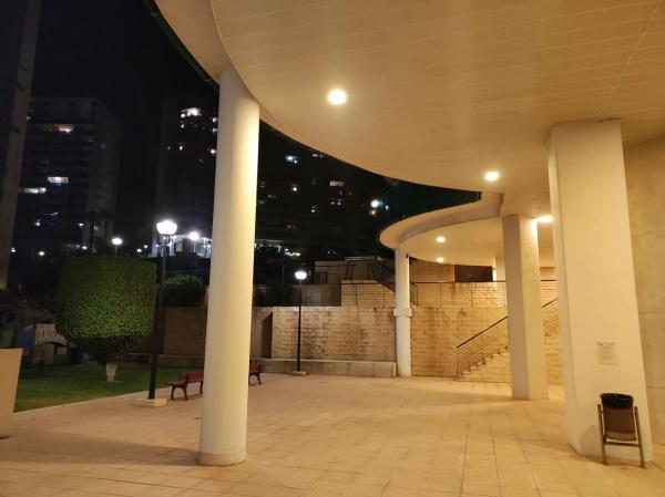 Piso en avenida Mestral, 5