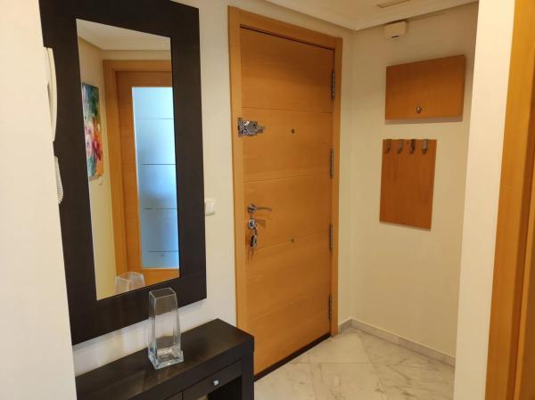 Piso en avenida Mestral, 5