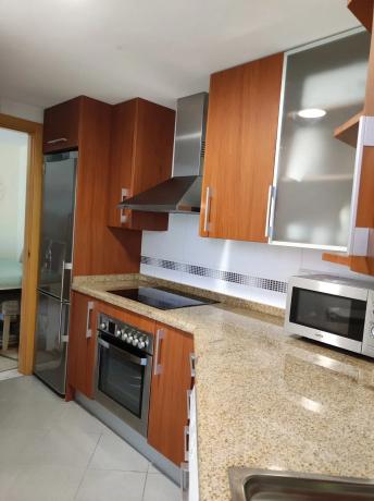 Piso en avenida Mestral, 5