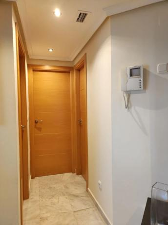 Piso en avenida Mestral, 5