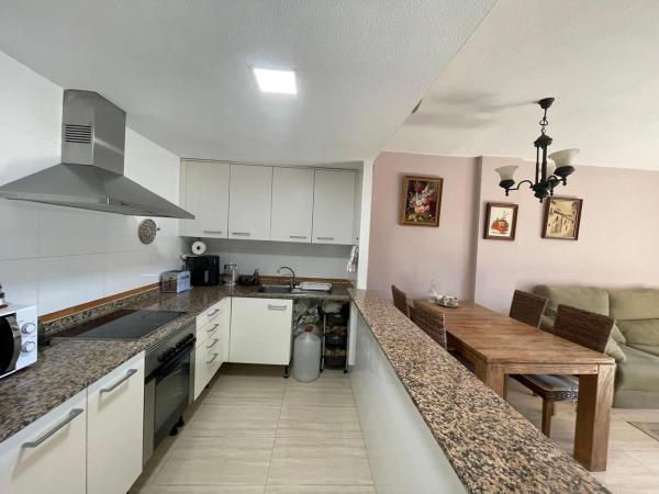 Piso en avenida Mestral, 6