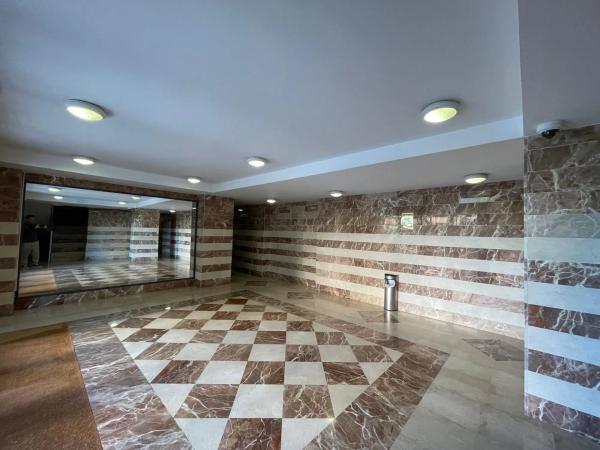 Piso en avenida Mestral, 6