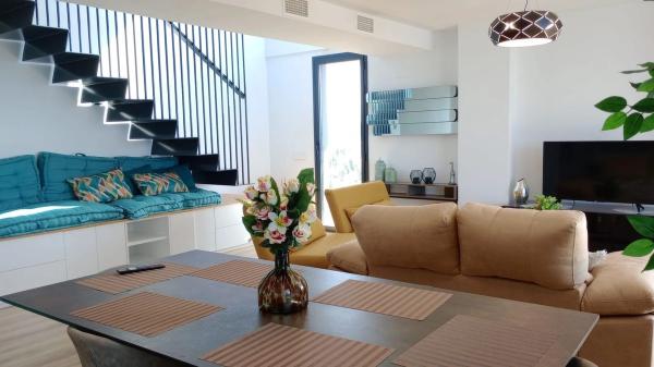 Dúplex en calle Edeta