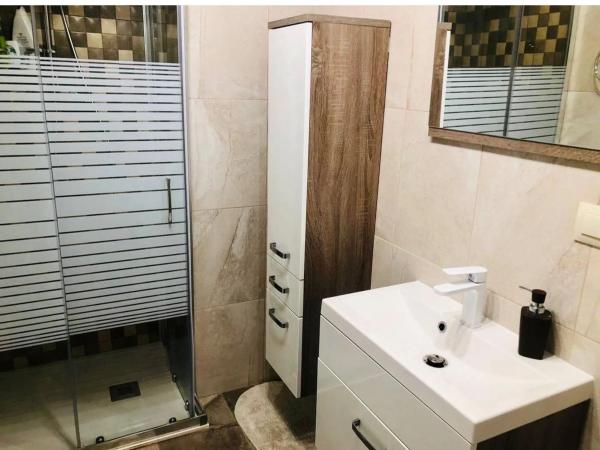 Piso en Av. Tellerola, 3570