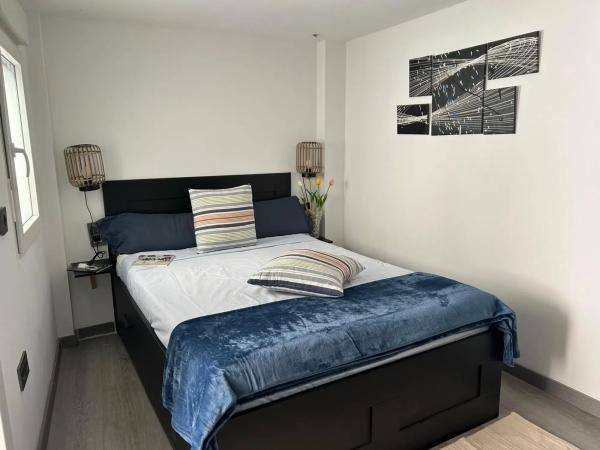 Piso en calle Azorín, 26