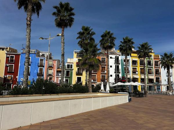 Piso en calle Azorín, 26