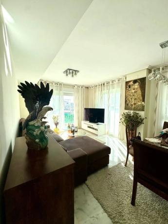 Piso en Barrio Las Azaleas - Alkadir