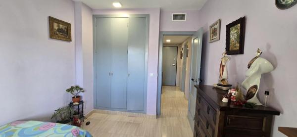 Piso en avenida Mestral