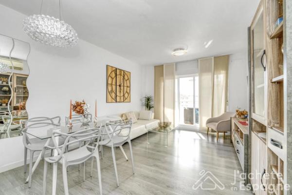 Ático en avenida Mestral