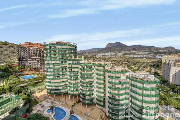 Ático en avenida Mestral