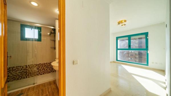 Piso en calle Terral, 20