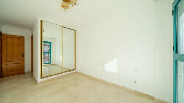 Piso en calle Terral, 20