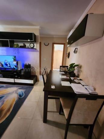 Piso en plaza de la Comunidad