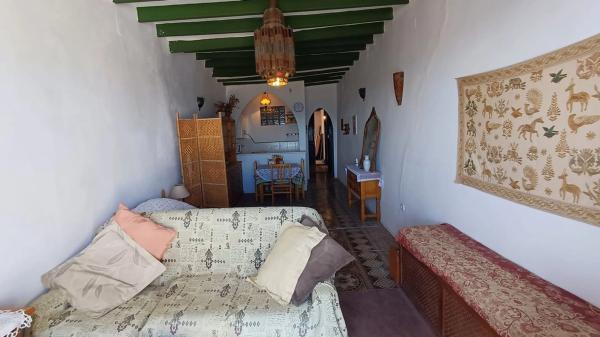 Chalet pareado en calle Pou