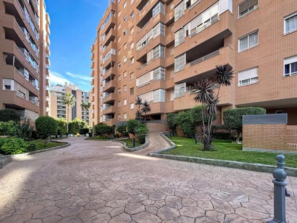 Piso en Barrio Mirador de la Cala - Benimar