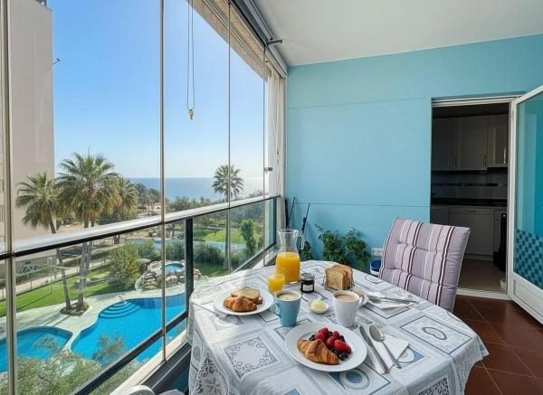 Piso en avenida Tellerola, 11