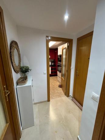 Piso en avenida Mestral, 2