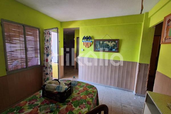 Piso en calle Algesires