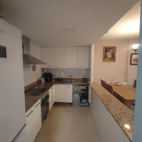 Piso en avenida Mestral