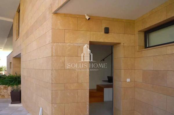 Chalet adosado en calle Edeta