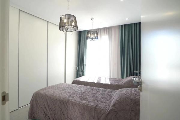 Chalet adosado en calle Edeta