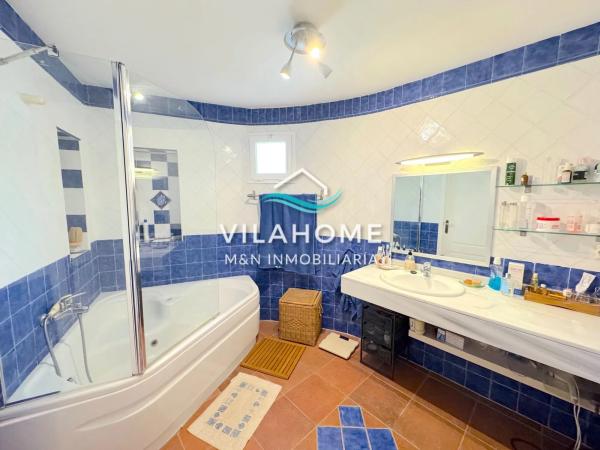 Casa independiente en avenida d'Europa