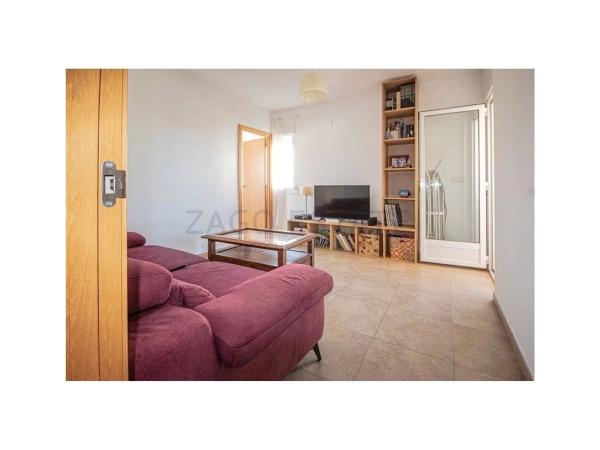 Piso en calle Beniardá, 19