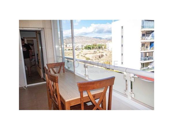 Piso en calle Beniardá, 19