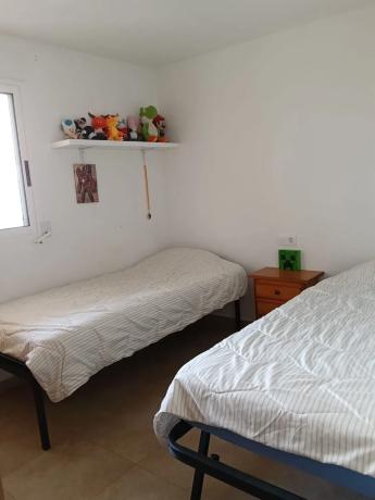 Piso en calle Beniardá, 4