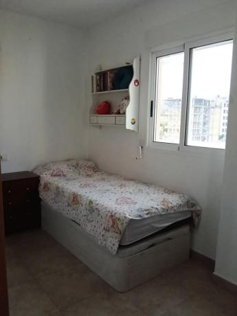 Piso en calle Beniardá, 4