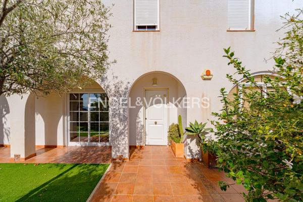 Casa independiente en avenida d'Europa