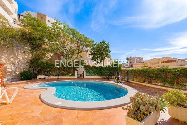 Casa independiente en avenida d'Europa