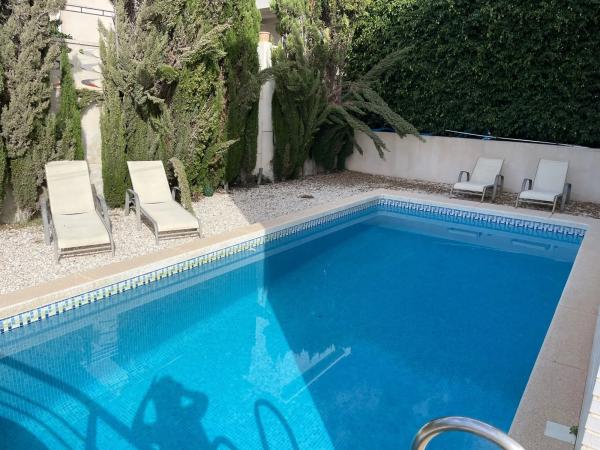 Chalet adosado en calle Dinamarca, 171