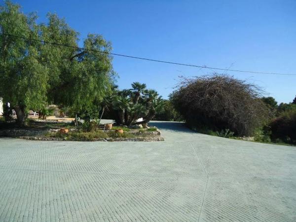 Casa independiente en Urbanización el Charco