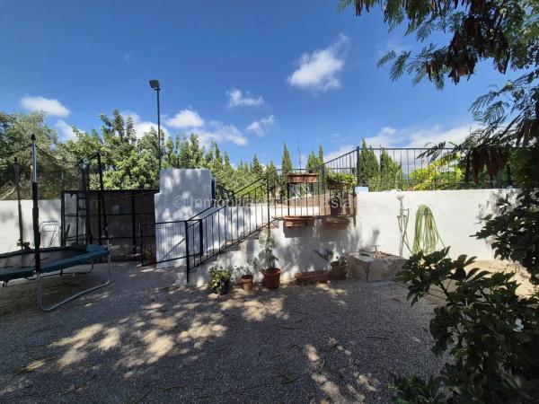 Casa independiente en Partida Aixihuili