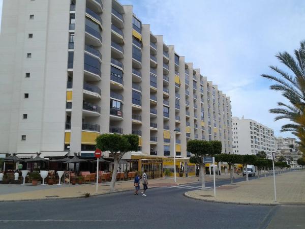 Piso en avenida Rosa de los Vientos, 9