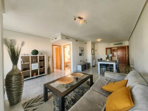 Piso en avenida Mestral