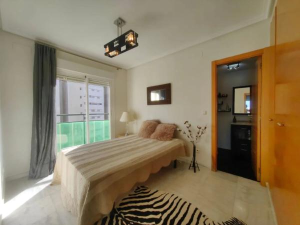 Piso en avenida Mestral