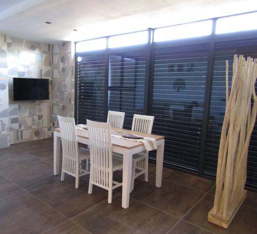 Estudio en calle Campello, 4