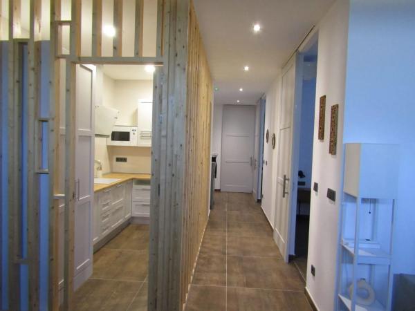 Estudio en calle Campello, 4