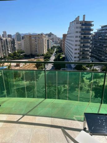 Piso en avenida Mestral