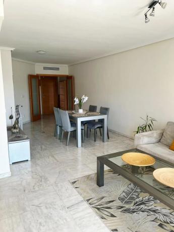 Piso en avenida Mestral