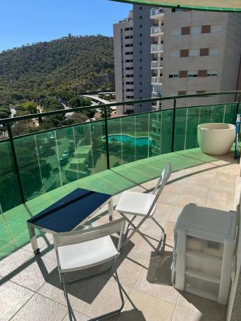 Piso en avenida Mestral