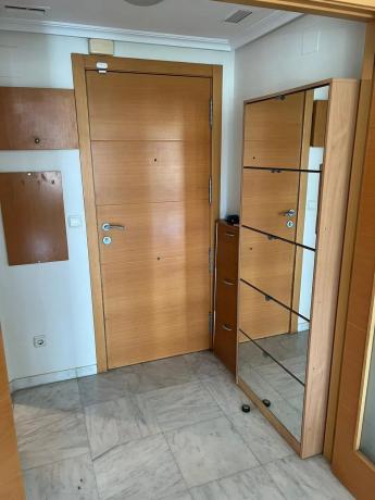 Piso en avenida Mestral, 5