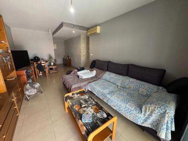 Piso en calle Benifato, 1