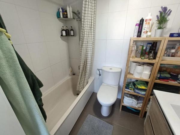 Piso en Barrio Las Azaleas - Alkadir